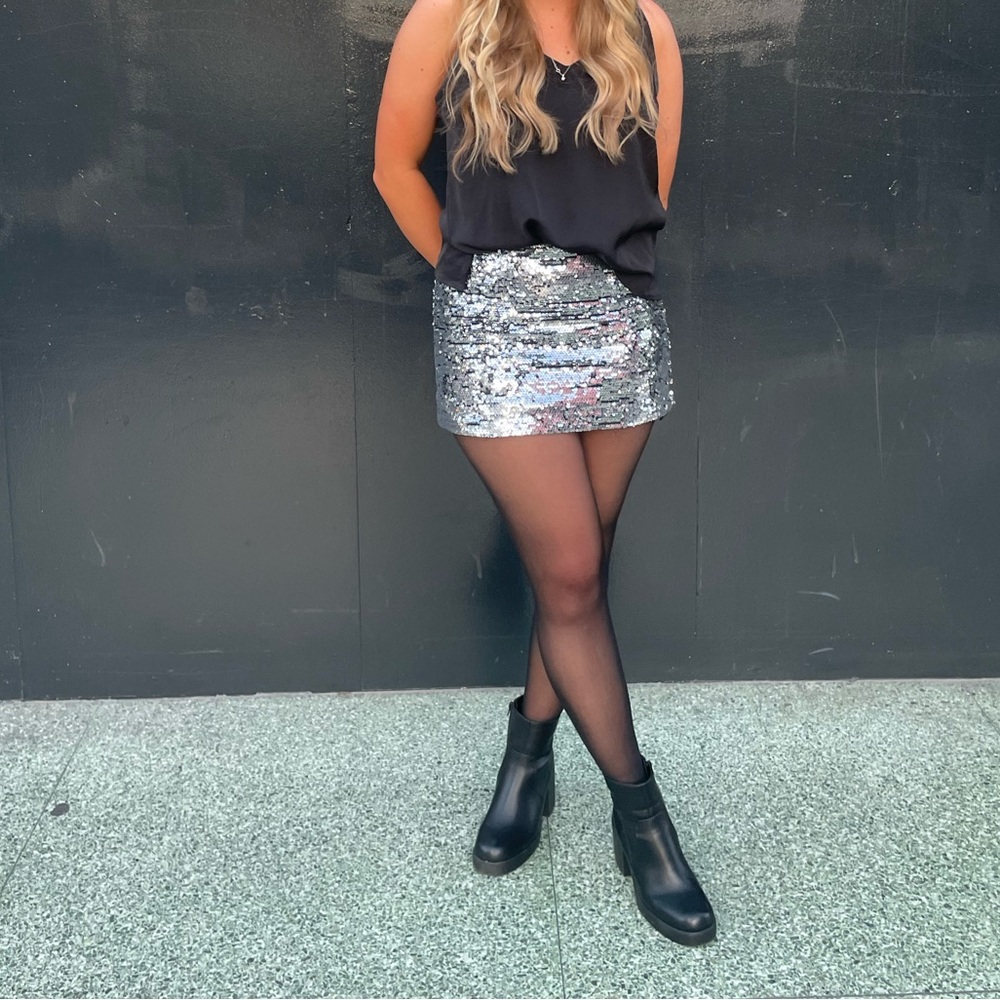 NWT Urban Outfitters Sequins silver skirt size L